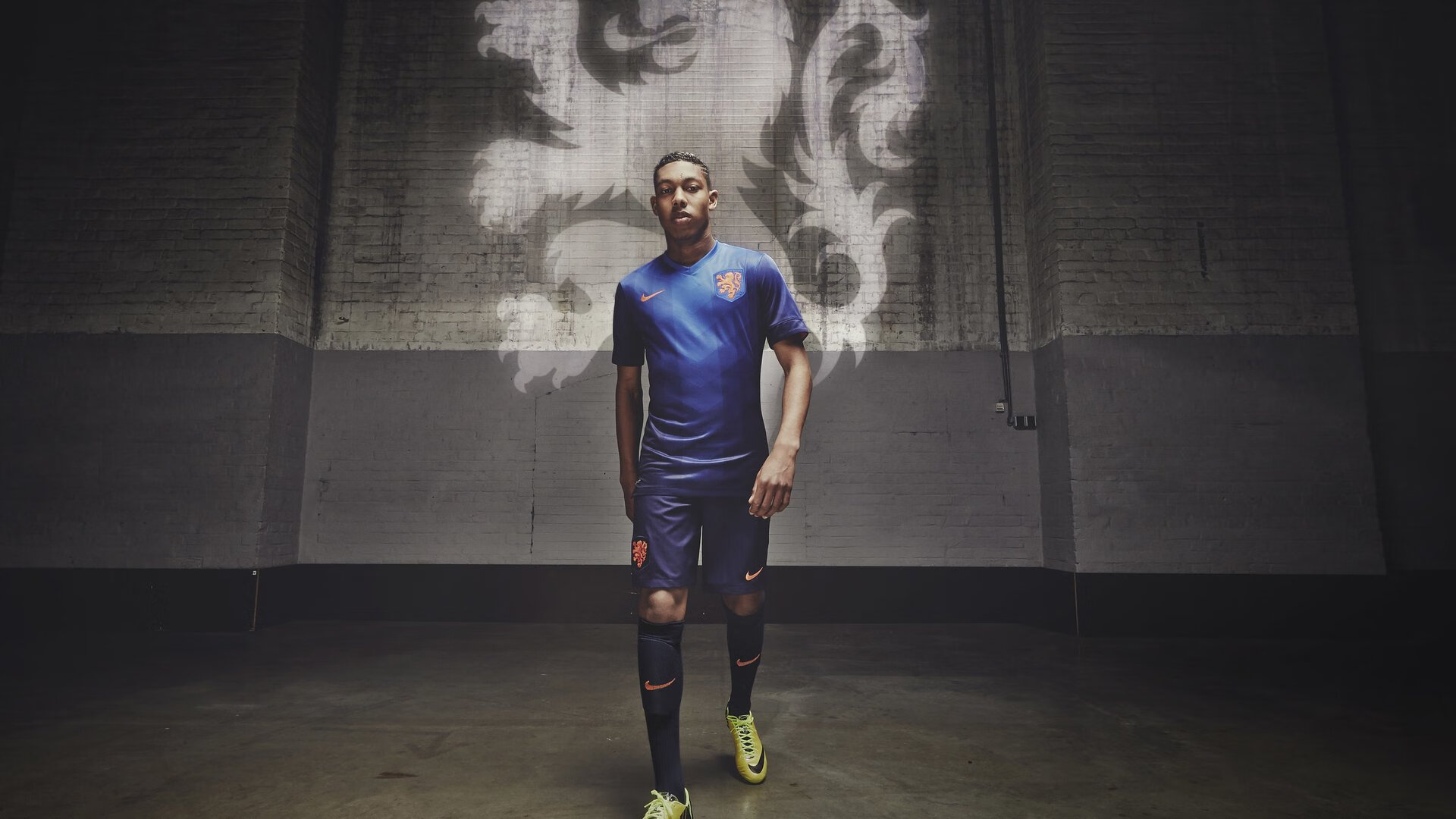 哈兰德获评9.3分 MVP:无敌双响炮,率曼城3-1,以13球领跑射手榜,哈兰德比赛视频